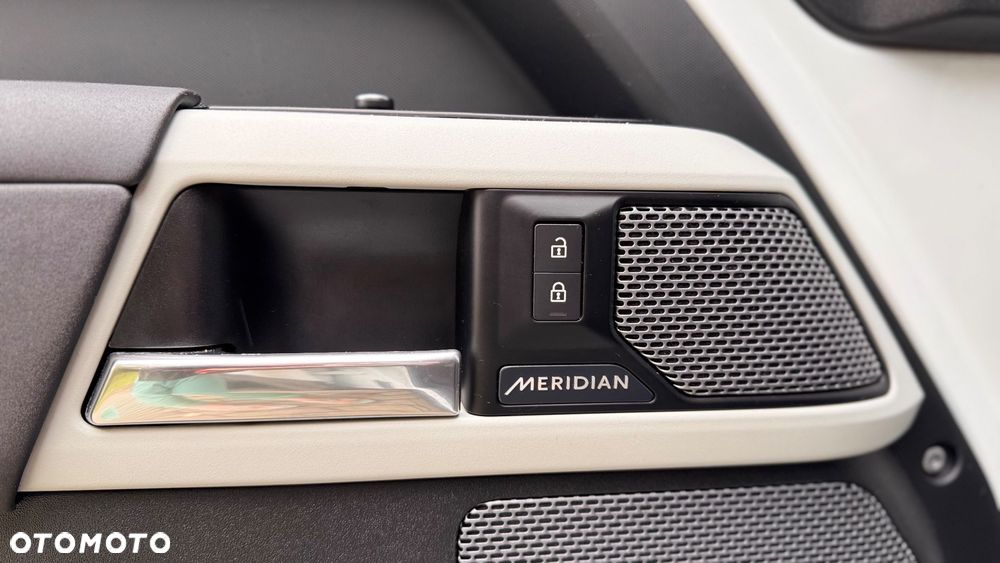 Land Rover Defender 110 2.0 D240 HSE - 14