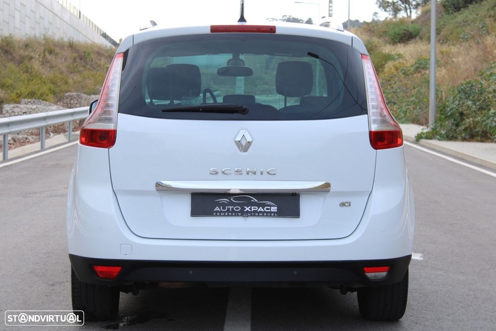 Renault Grand Scénic 1.5 dCi Bose Edition SS - 14