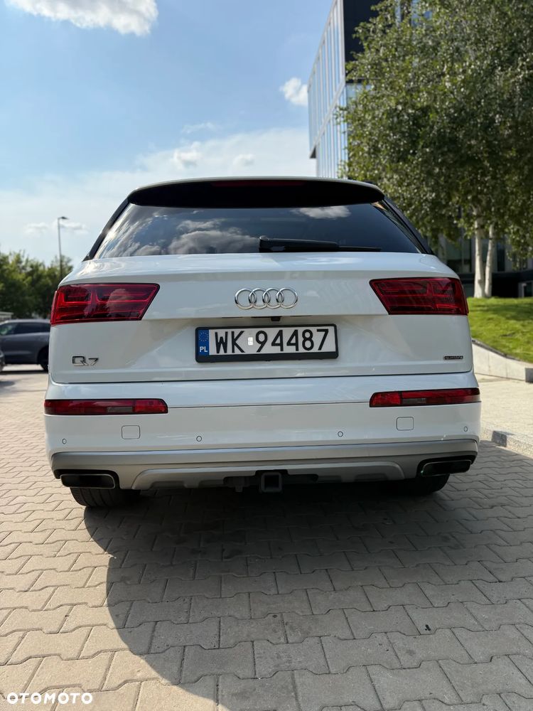 Audi Q7 - 11