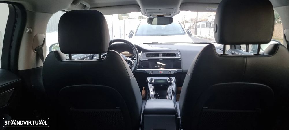 Jaguar I-Pace - 7