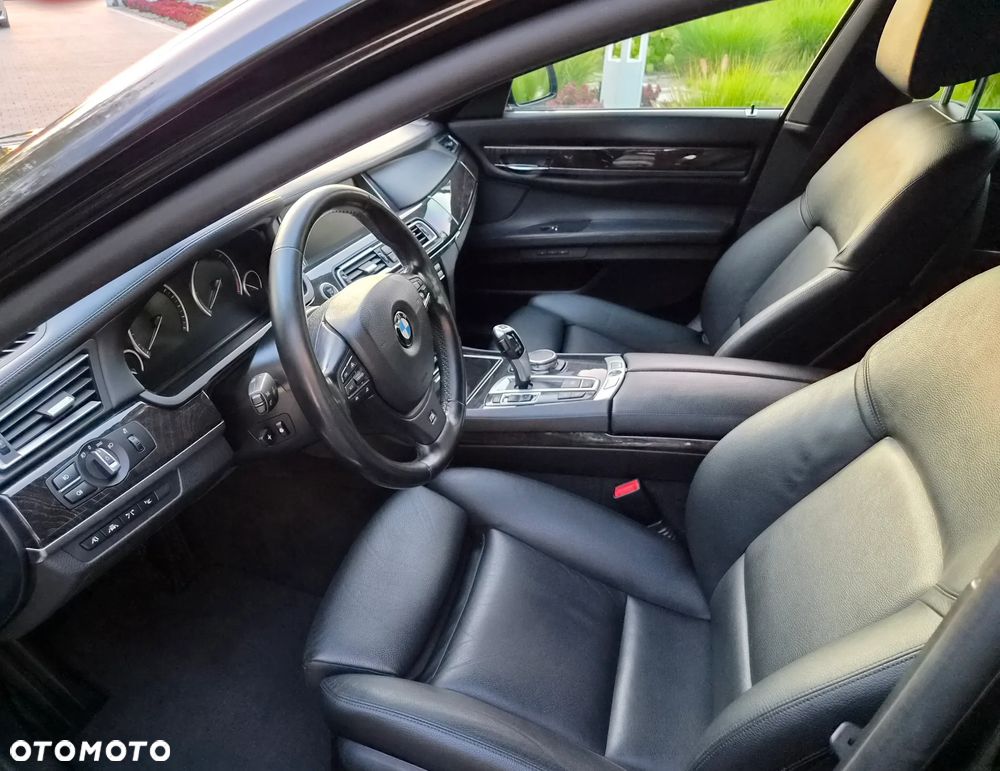 BMW Seria 7 730d xDrive - 7