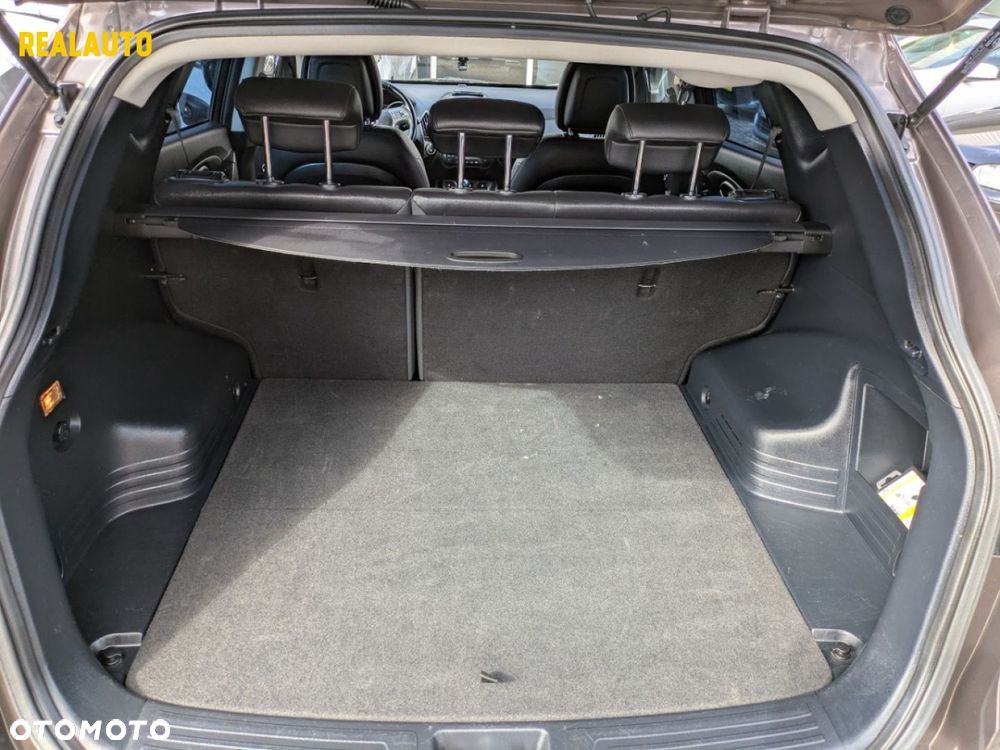 Hyundai ix35 - 14