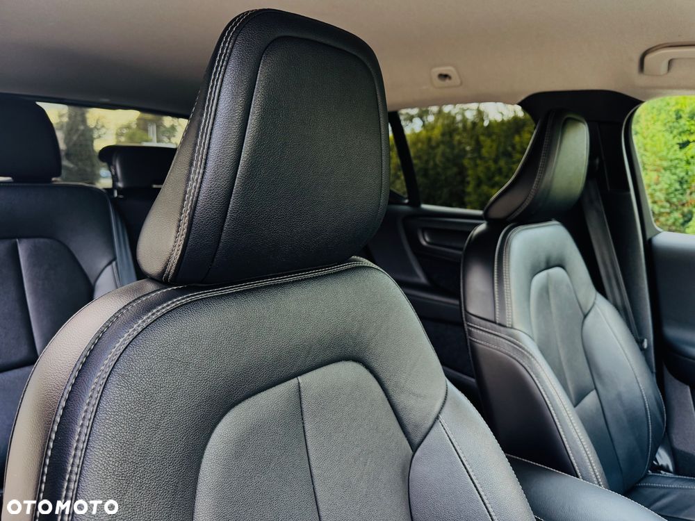 Volvo XC 40 D3 Momentum Pro - 34