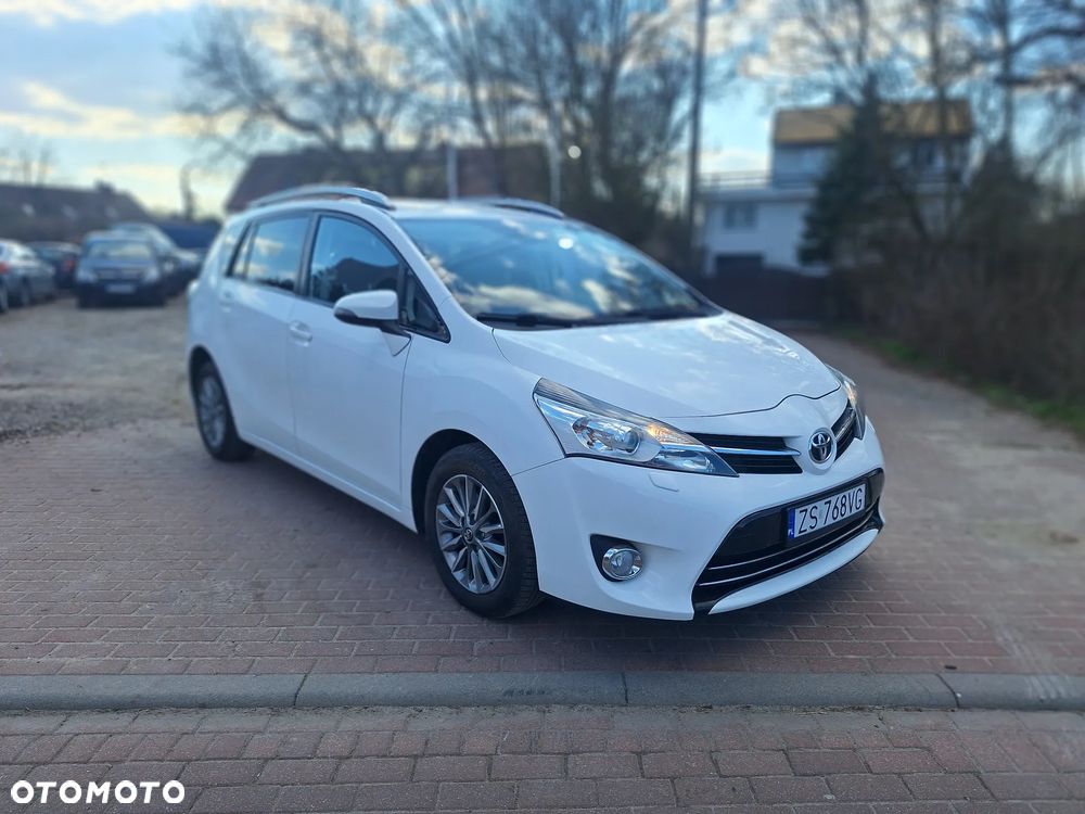 Toyota Verso 1.6 D-4D 5-Sitzer Start/Stop Comfort - 6