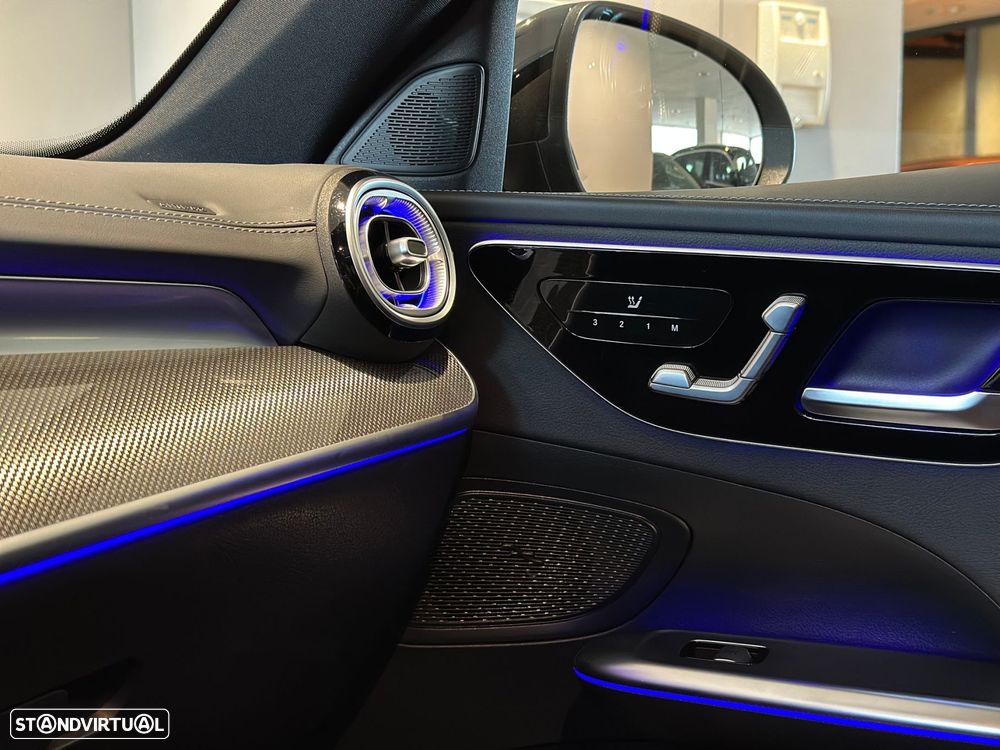 Mercedes-Benz C 300 e AMG Line - 32