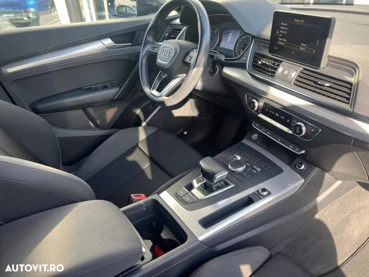Audi Q5 2.0 40 TDI quattro S tronic Sport - 11