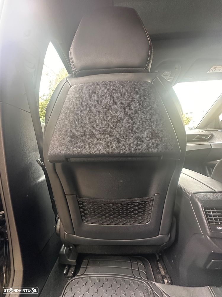 Peugeot 5008 1.5 BlueHDi Allure Pack EAT8 - 33