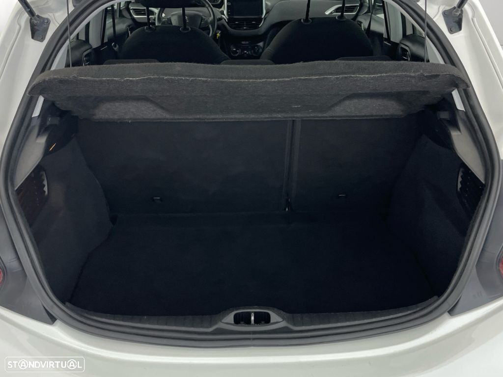 Peugeot 208 1.2 PureTech Style - 13