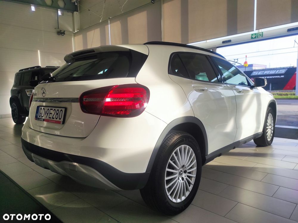 Mercedes-Benz GLA - 3