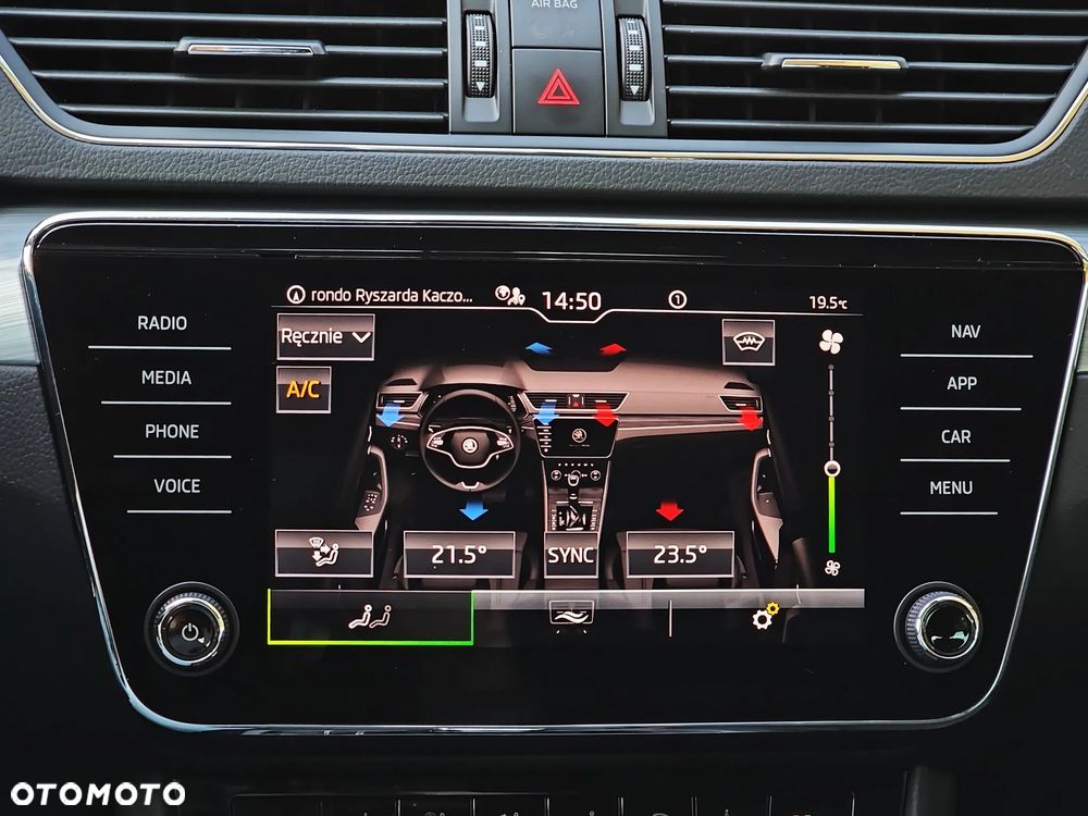Skoda Superb 2.0 TDI SCR Ambition DSG - 27