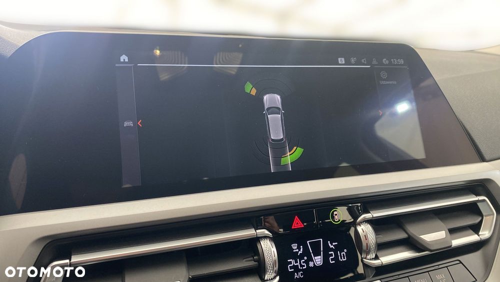BMW Seria 3 318i Advantage - 21