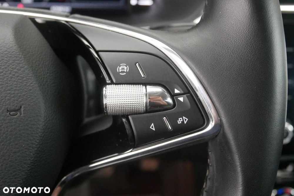 Skoda Superb 1.5 TSI Ambition DSG - 23