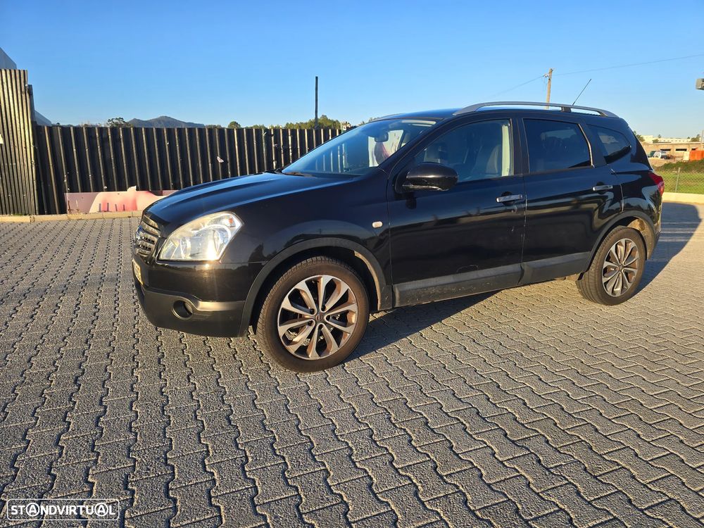 Nissan Qashqai +2 - 2