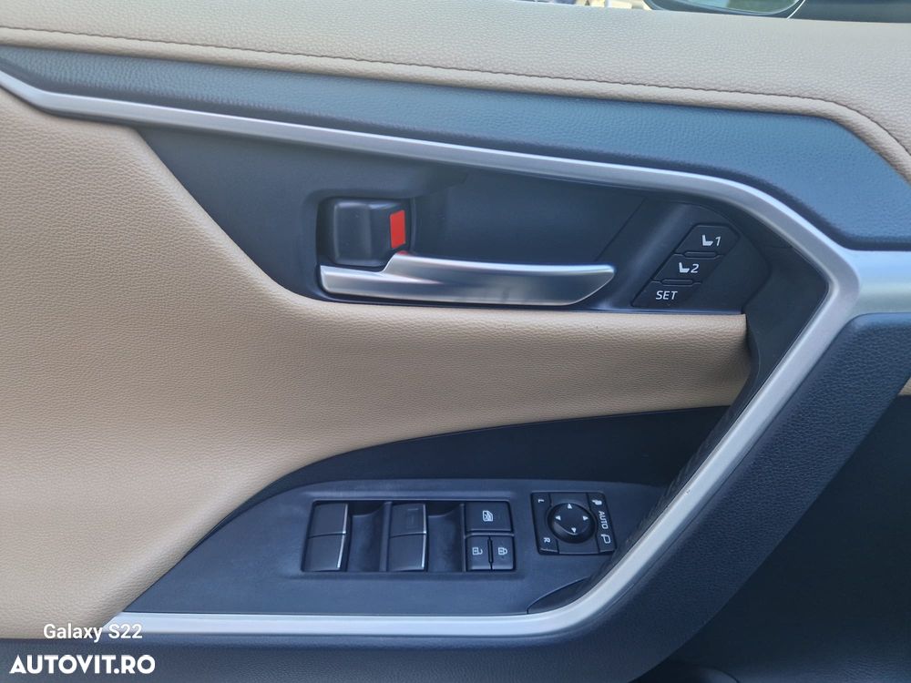 Toyota RAV4 2.5 VVT-iE 4x4 Luxury - 10