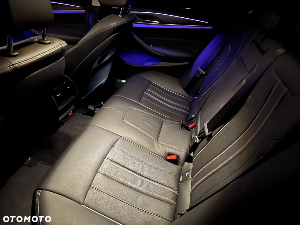 BMW Seria 5 - 11