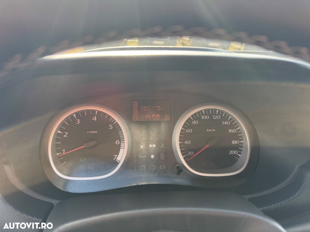 Dacia Duster 1.5 dCi 4x2 Laureate - 11