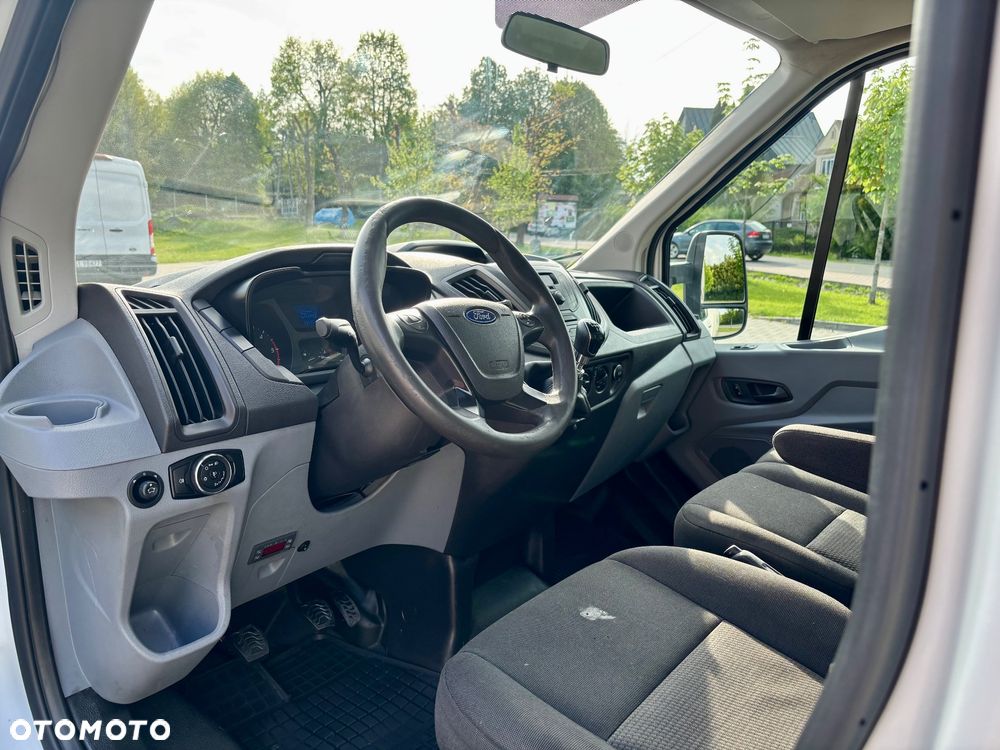 Ford Transit - 21