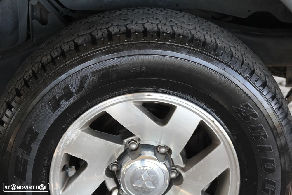 Mitsubishi Pajero Sport Sp 2.5 TD GLS GC+ABS+TA - 16