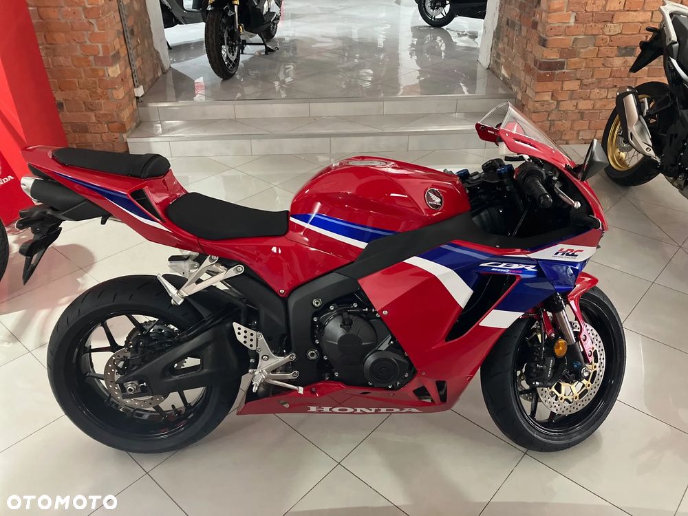 Honda CBR - 3