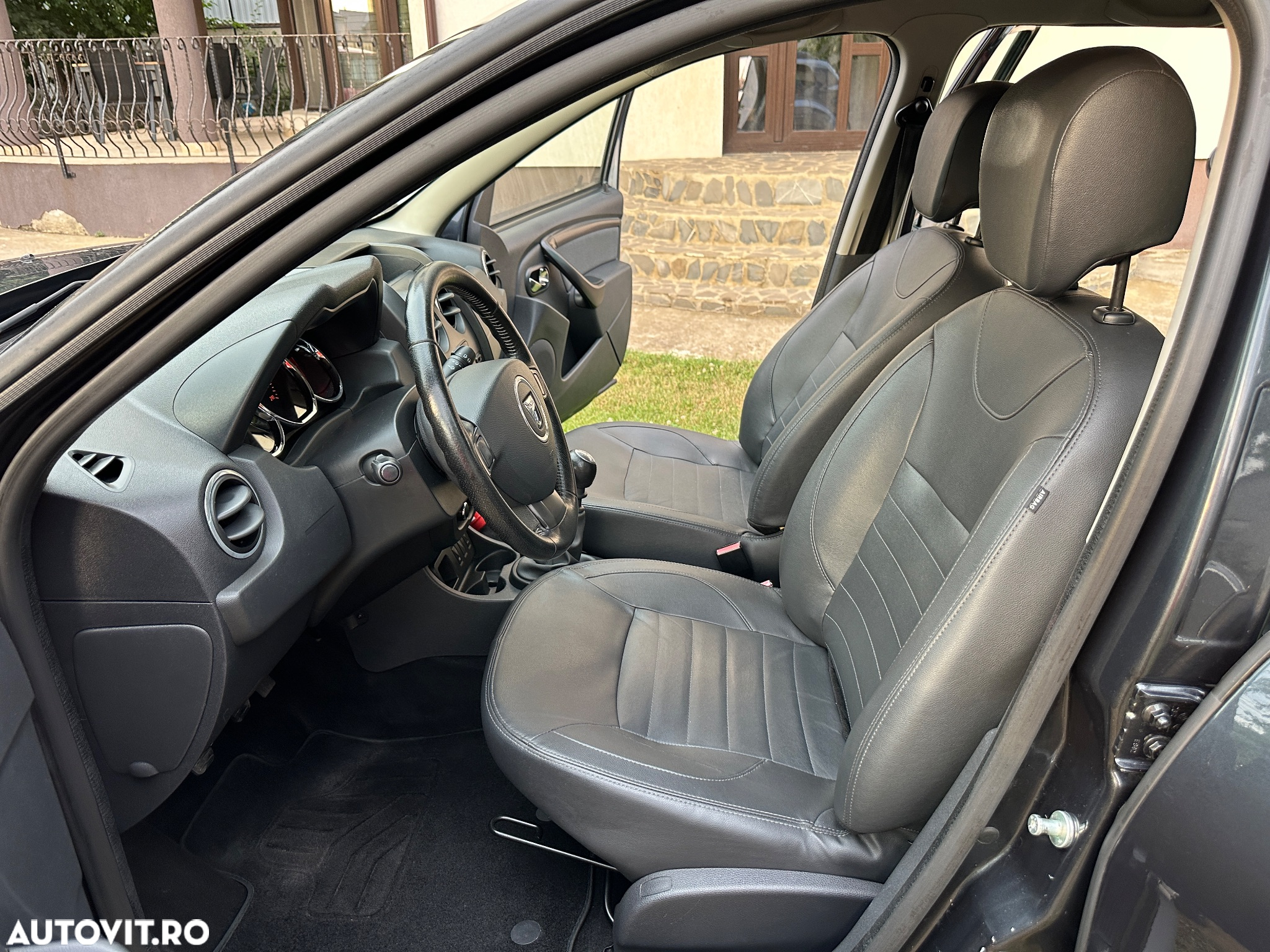 Dacia Duster dCi 110 FAP 4x2 Prestige - 7