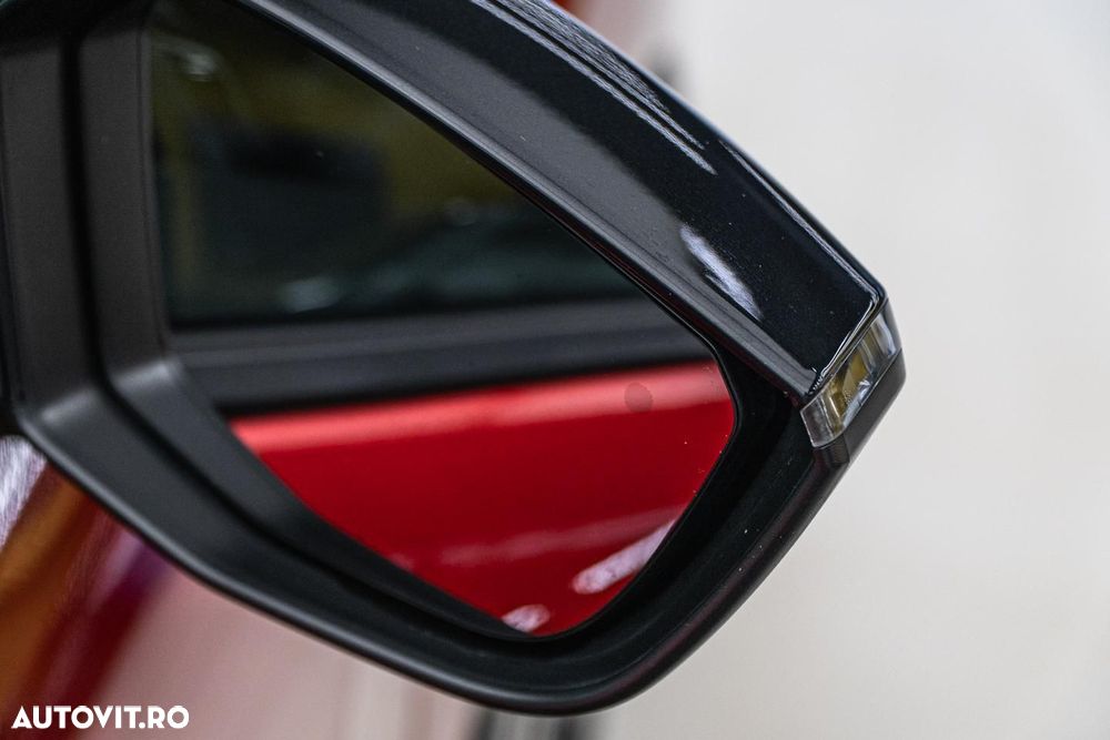 Citroën C4 PureTech 130 Stop&Start EAT8 PLUS - 17