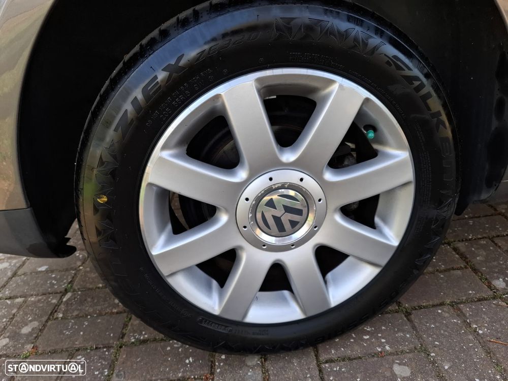 VW Touran 2.0 TDI Highline 7L - 14
