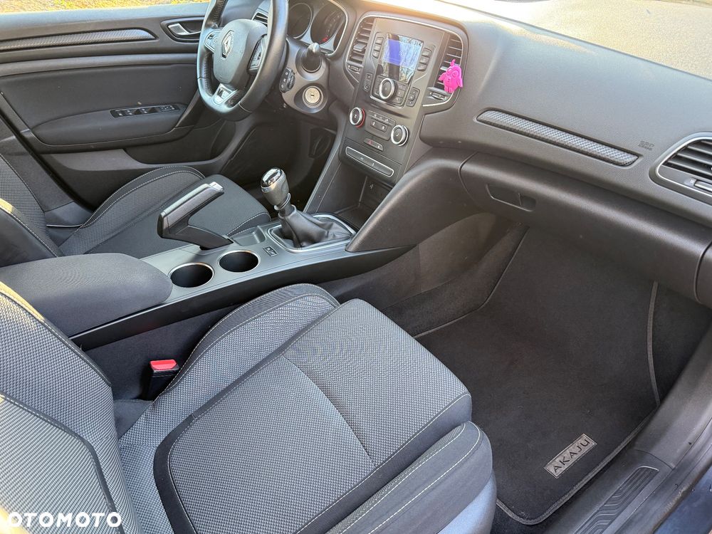 Renault Megane - 8
