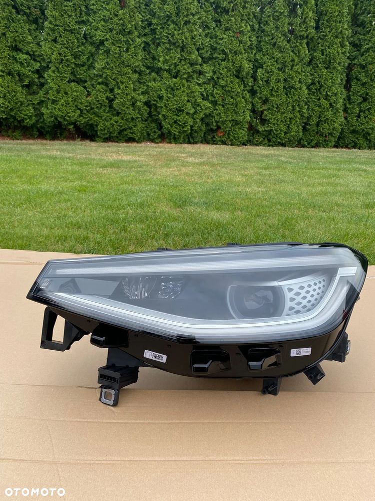 Lampa lewa przód VW ID.4 Full Led IQ Light - 1