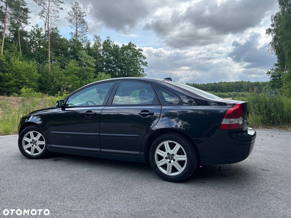 Volvo S40 1.8 - 10