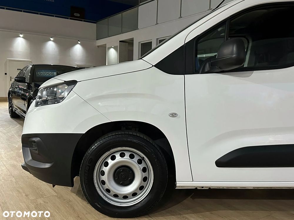 Toyota Proace City - 24