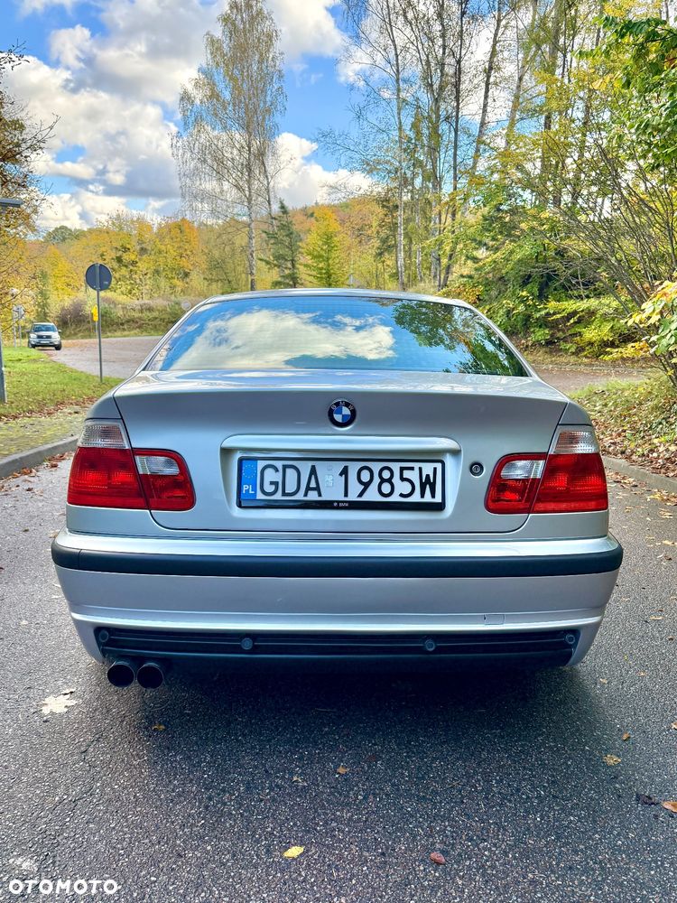 BMW Seria 3 318i - 8