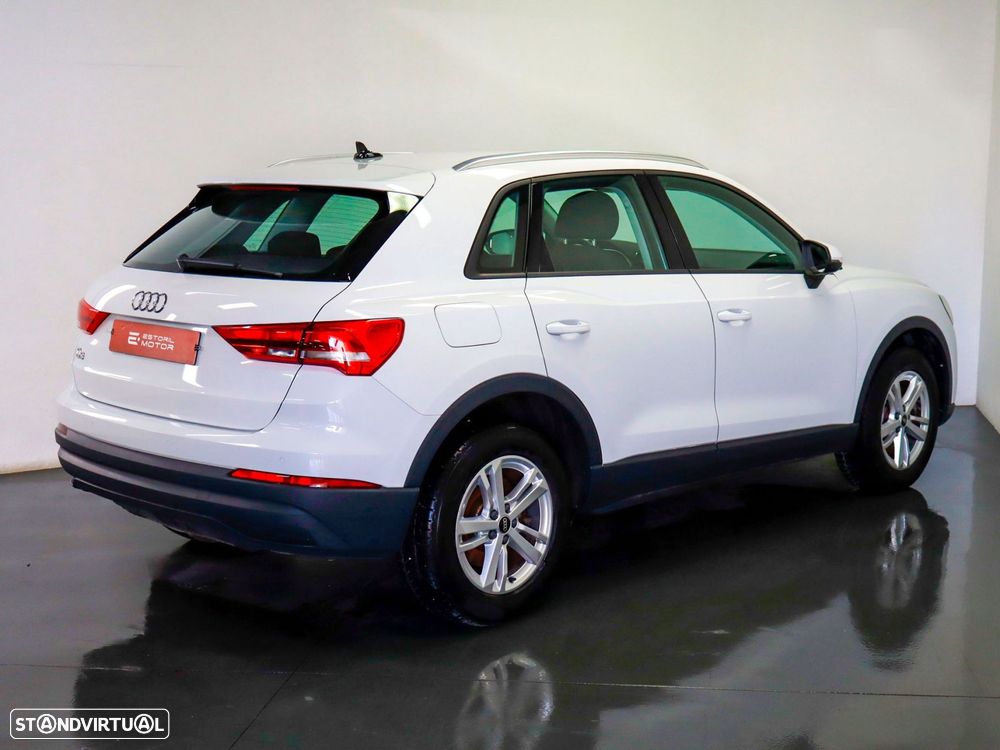 Audi Q3 45 TFSIe S tronic - 4