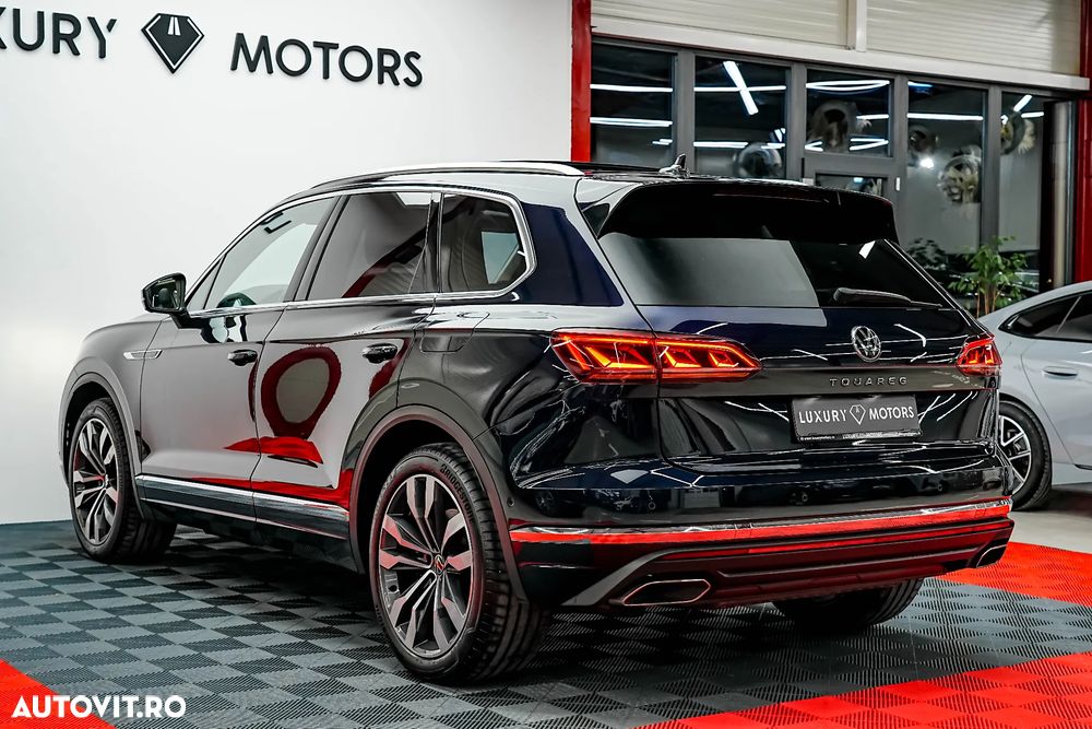 Volkswagen Touareg - 11