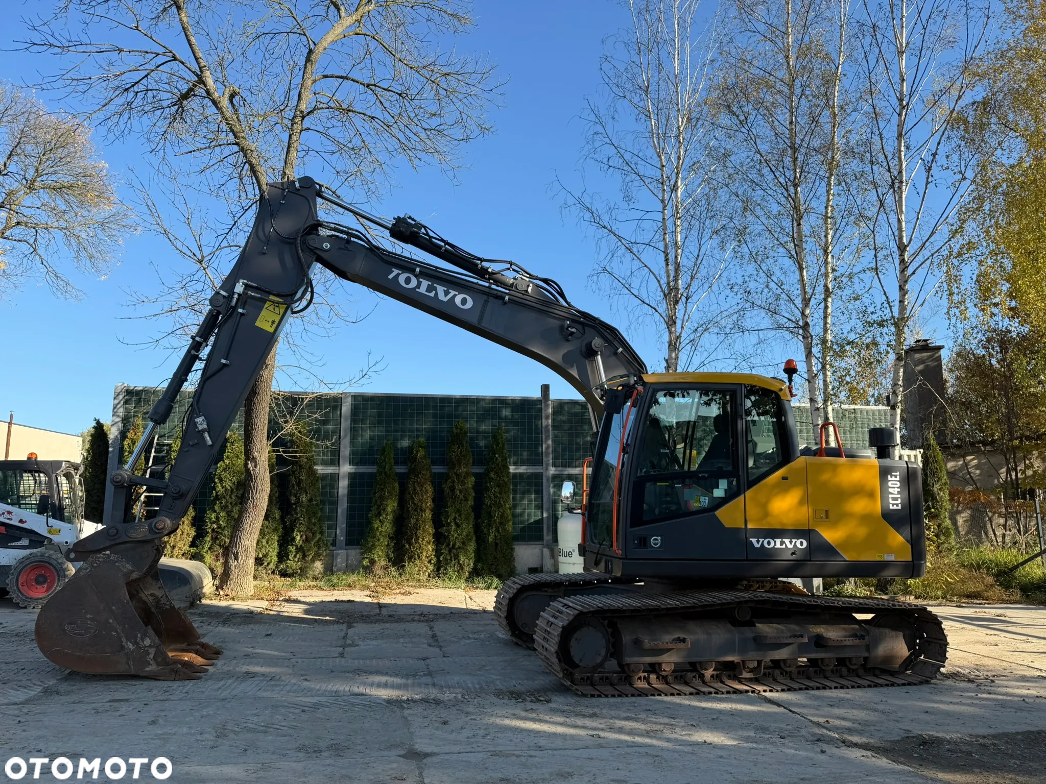 Volvo EC 140 EL - 2