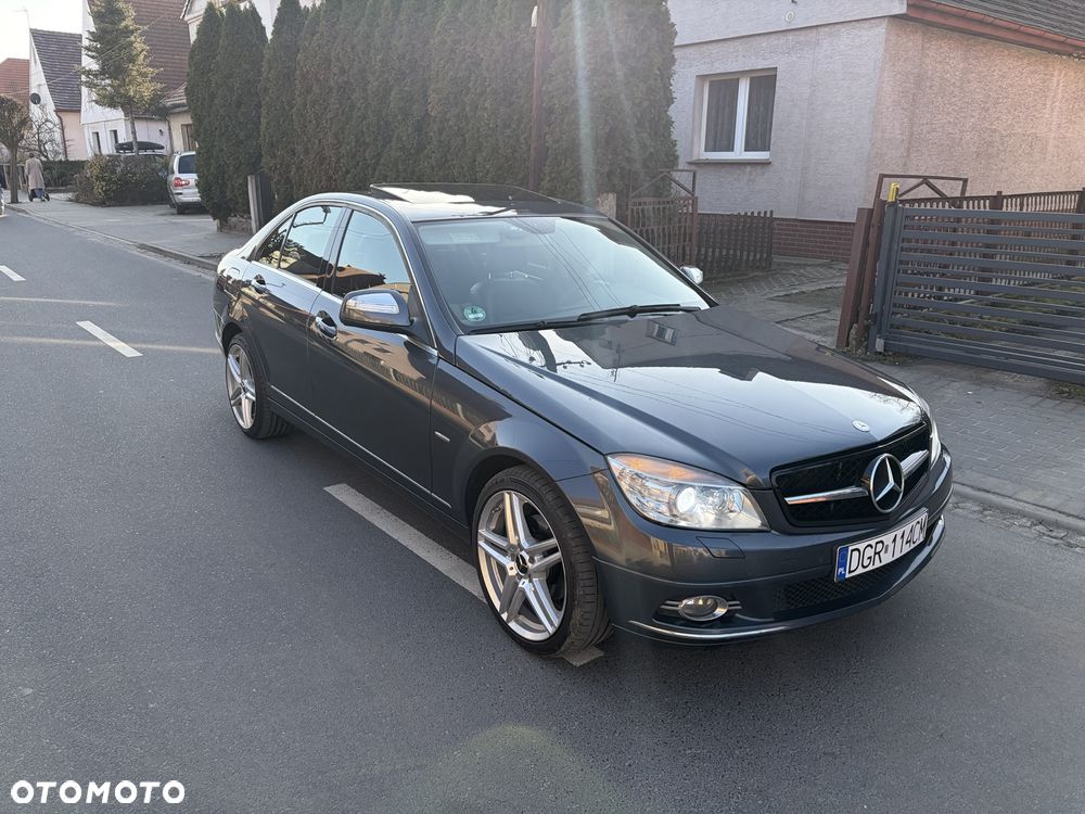 Mercedes-Benz Klasa C 280 T Classic 4-Matic - 3
