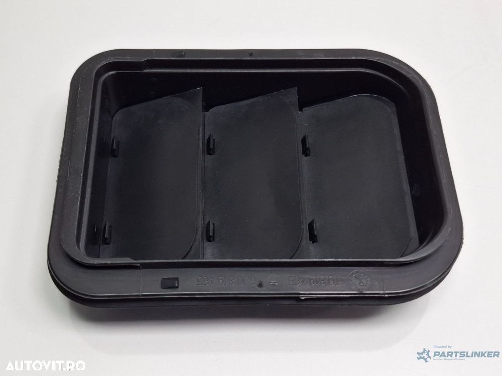 Grila aerisire habitaclu SKODA SUPERB II Estate 3T5 2009 - 2015 TDI CBBB, CFGB 3T0819465 - 4