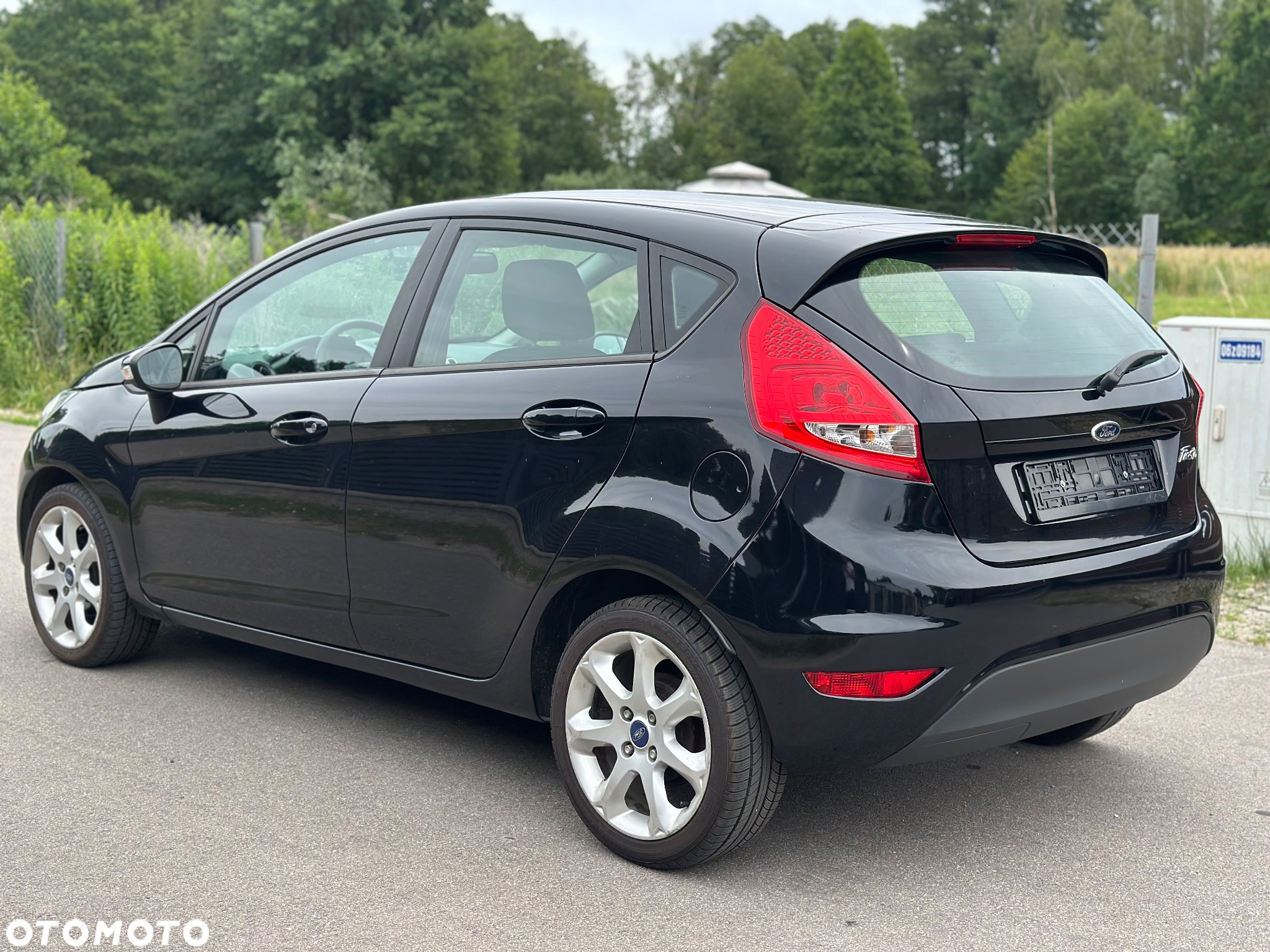 Ford Fiesta 1.4 Autom Trend - 16