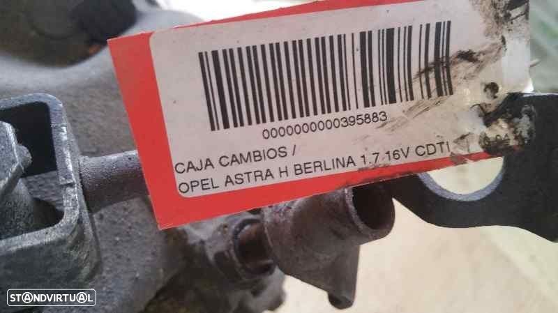 CAIXA VELOCIDADES OPEL ASTRA H 2004 -F23 - 1