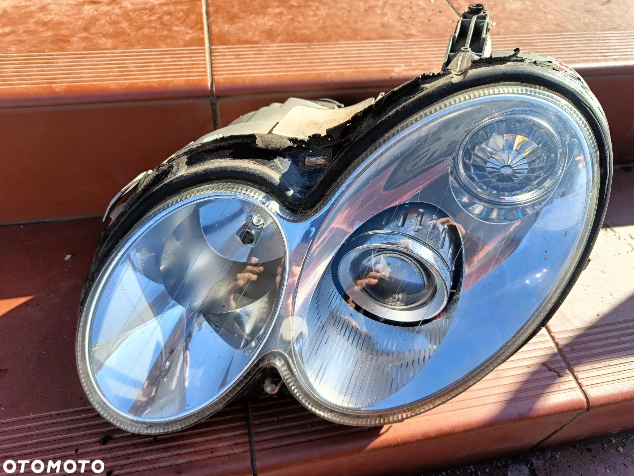 MERCEDES W209 CLK LAMPA PRZÓD PRZEDNIA  BI XENON NIE SKRĘTNY LEWA - 1