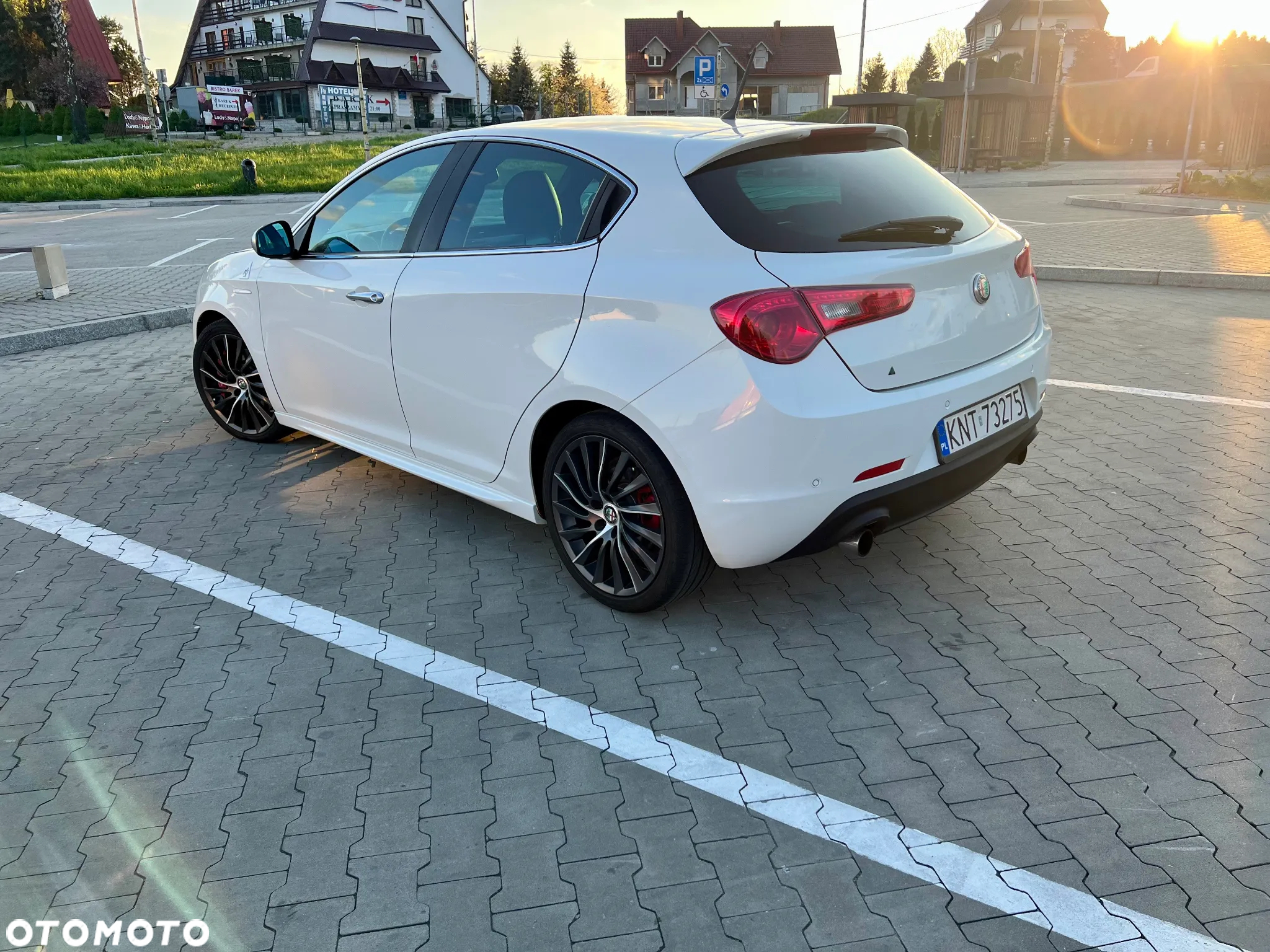 Alfa Romeo Giulietta 1750 TBi Quadrifoglio Verde - 2
