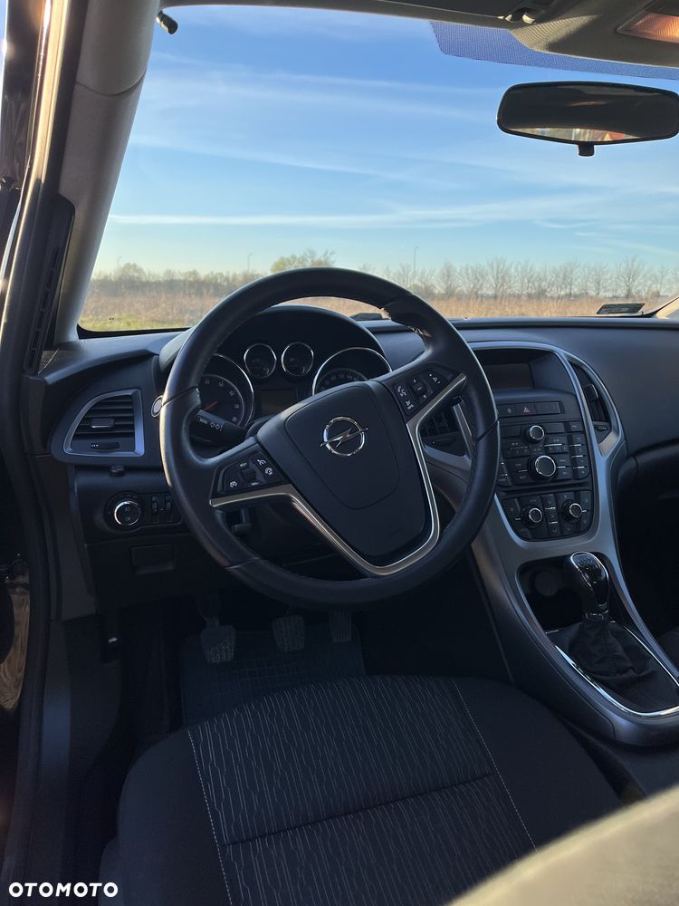 Opel Astra 1.4 T Enjoy - 12