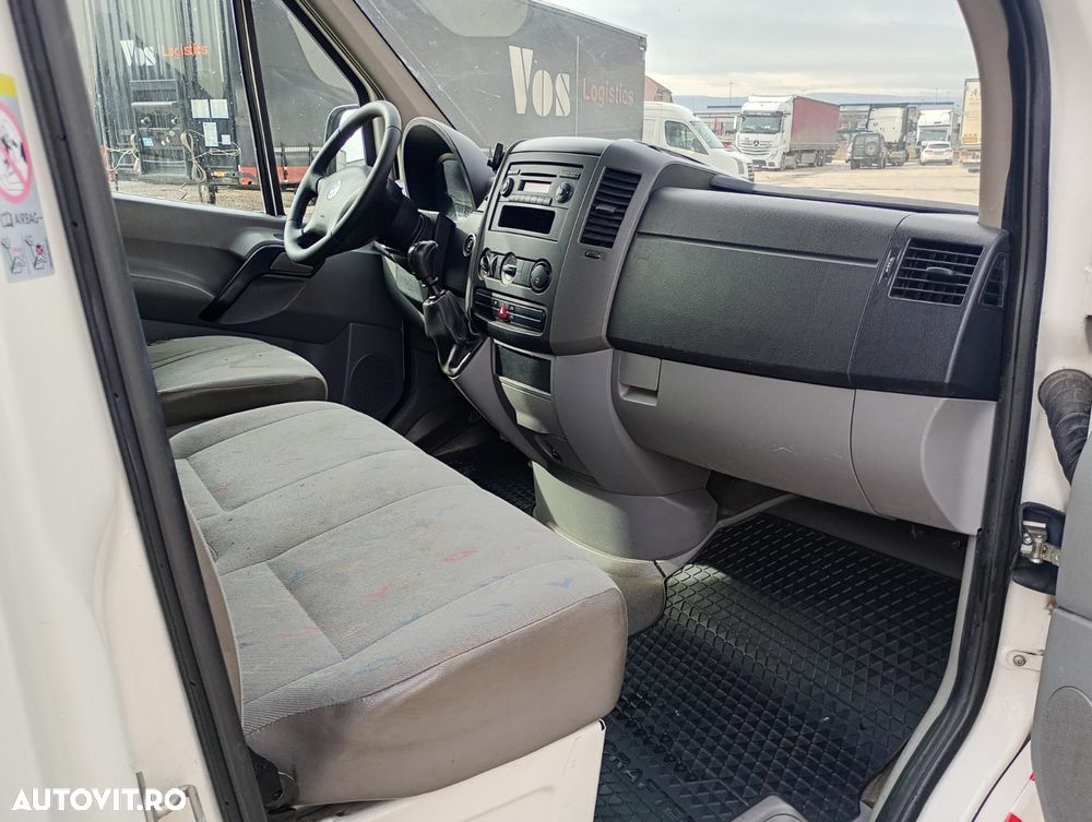 Volkswagen Crafter 2.5TDi - 10