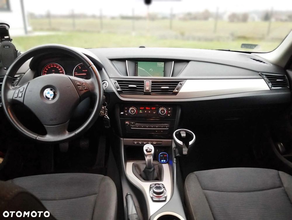 BMW X1 xDrive18d - 21