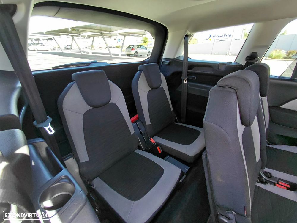 Citroën C4 Grand Picasso 1.6 e-HDi Intensive ETG6 J17 - 10