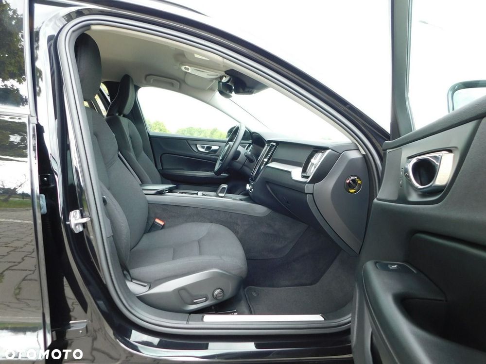 Volvo V60 B4 D Geartronic Momentum - 8