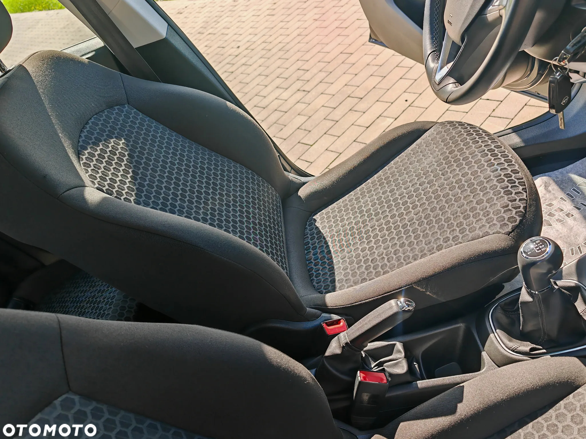 Opel Corsa 1.4 Enjoy - 26