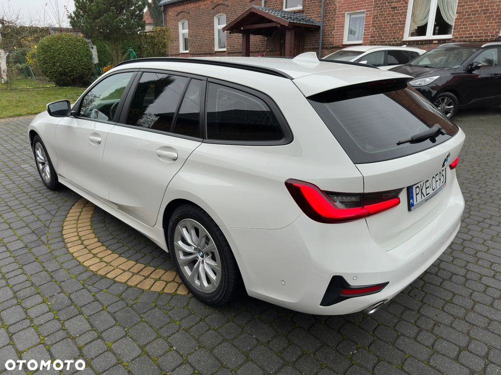 BMW Seria 3 318i Advantage - 7