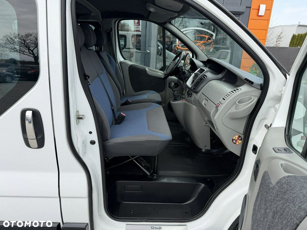 Renault Trafic - 24
