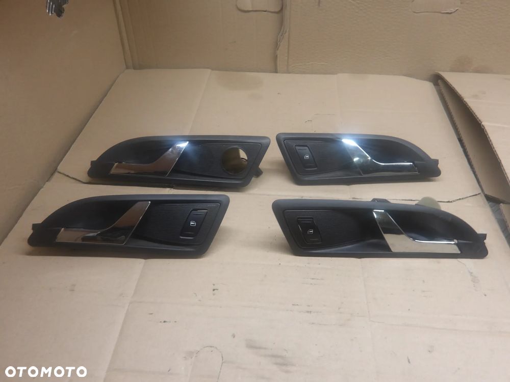 SKODA OCTAVIA II LIFT KOMBI 1.6TDI WEWNĘTRZNA KLAMKLA DRZWI PRAWY LEWY PRZÓD TYŁ 1Z0837248 - 1