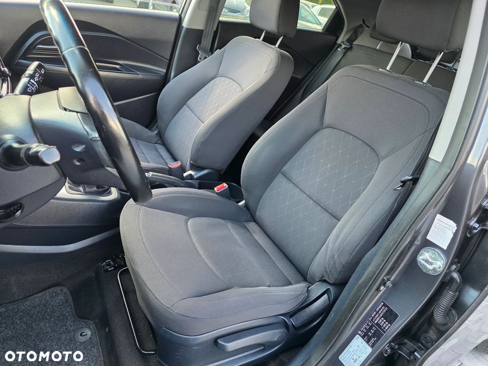 Kia Rio 1.2 Dream Team Edition - 10